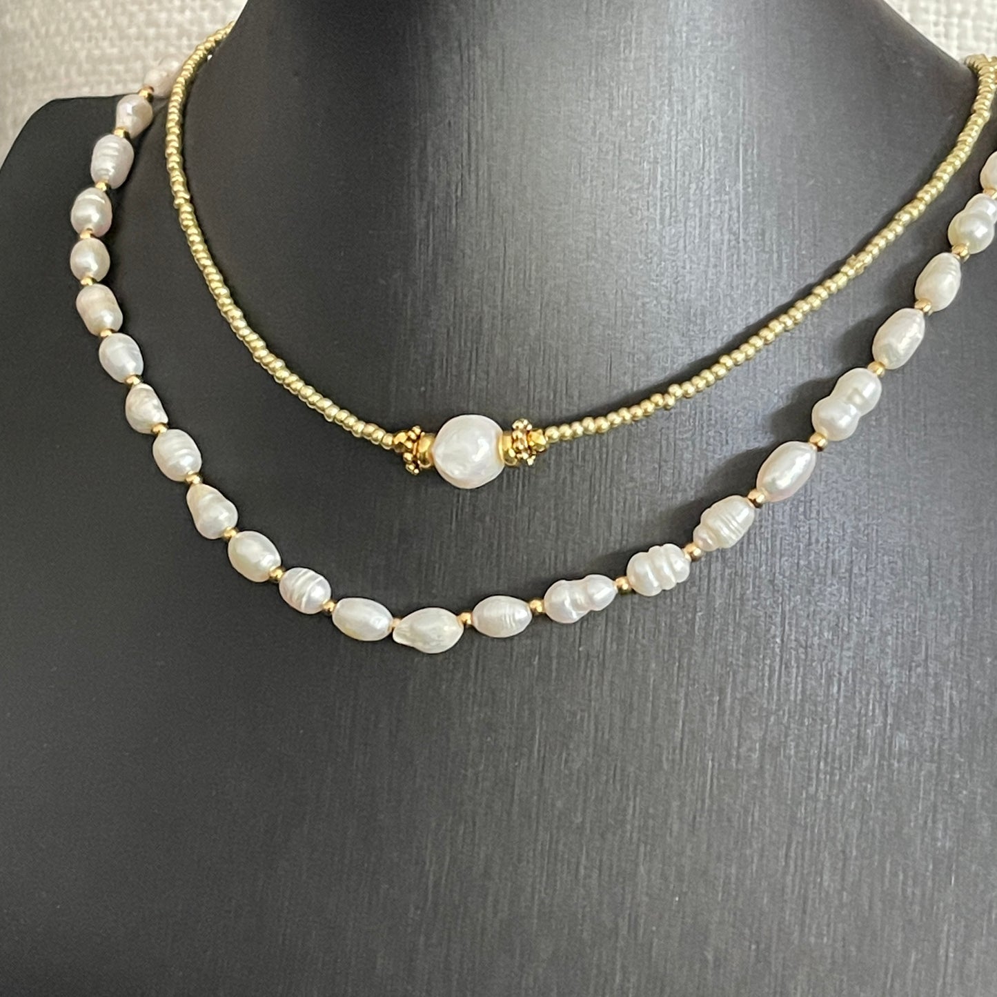 Collar de perlas naturales