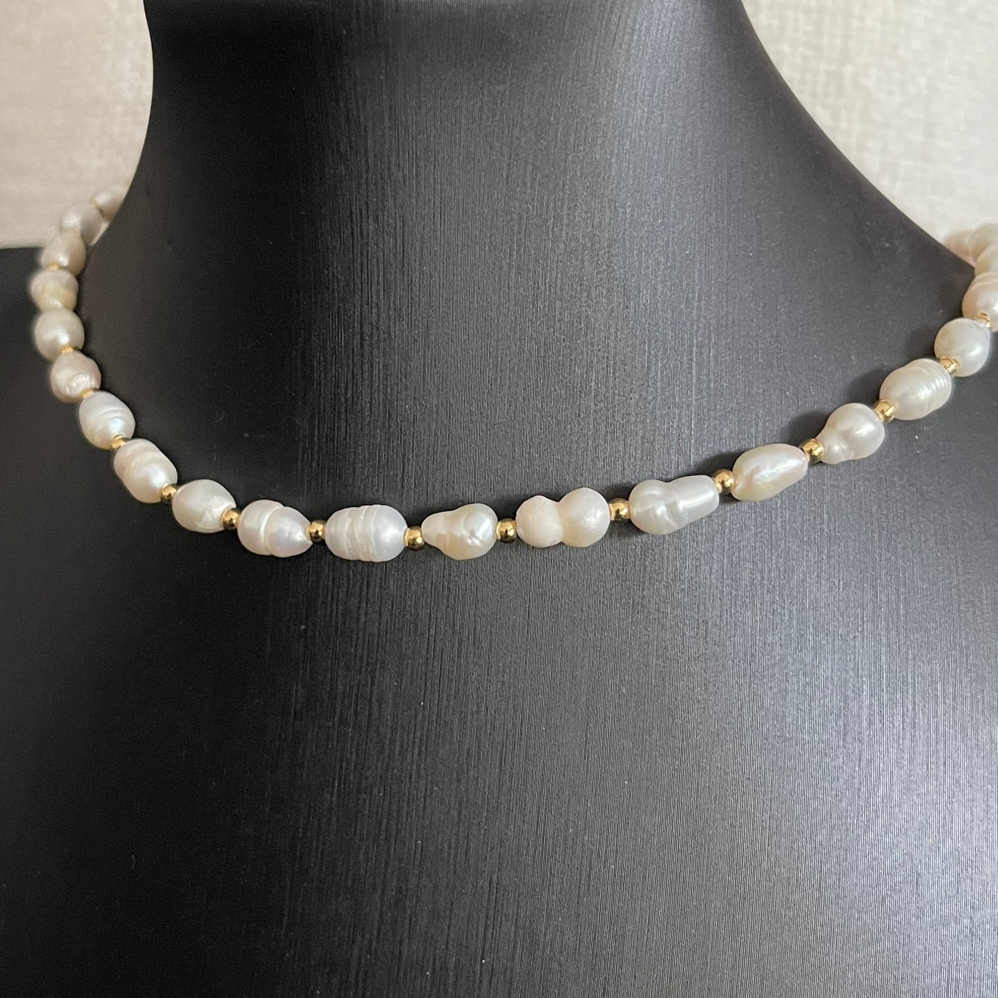 Collar de perlas naturales