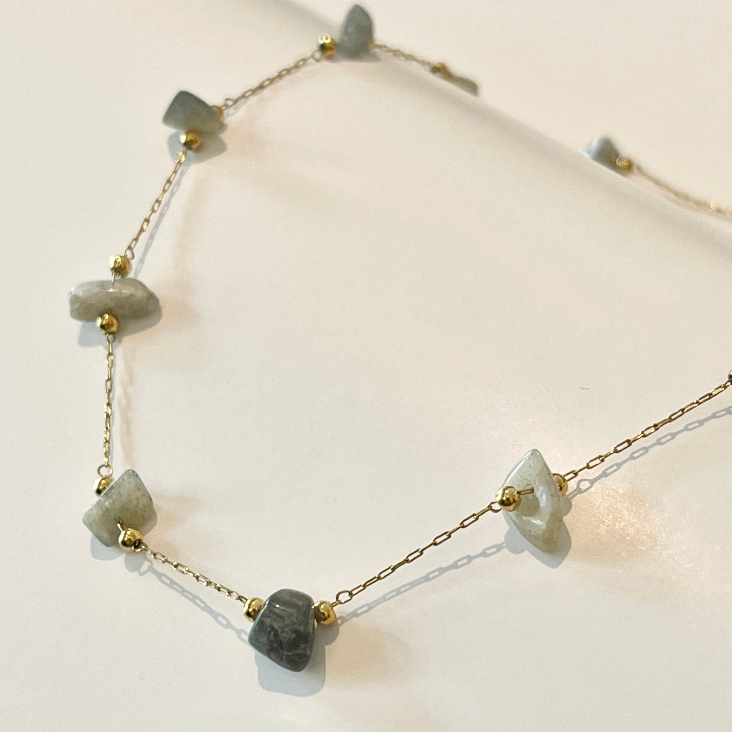 Collar con piedras IRREGULARES