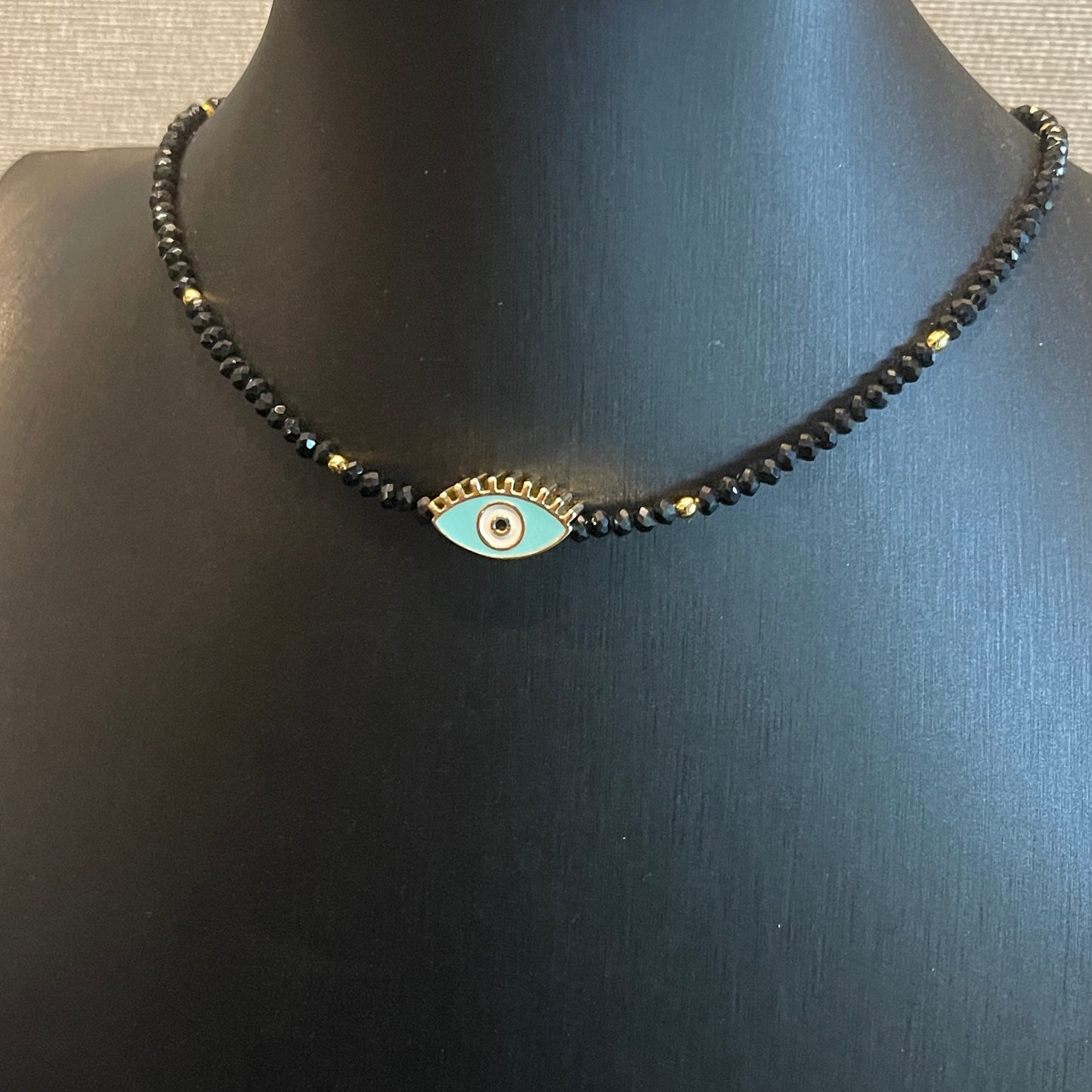 Collar con dije de OJO esmaltado