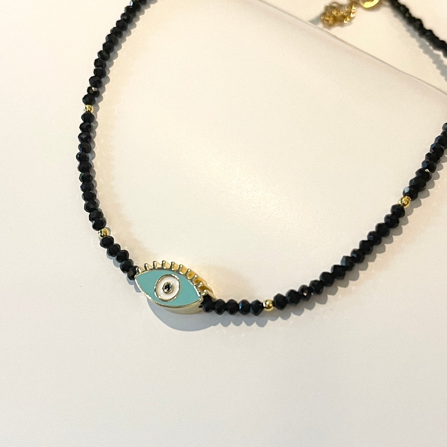 Collar con dije de OJO esmaltado