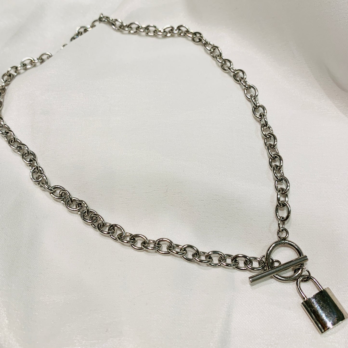 Collar de ACERO INOXIDABLE con CANDADO