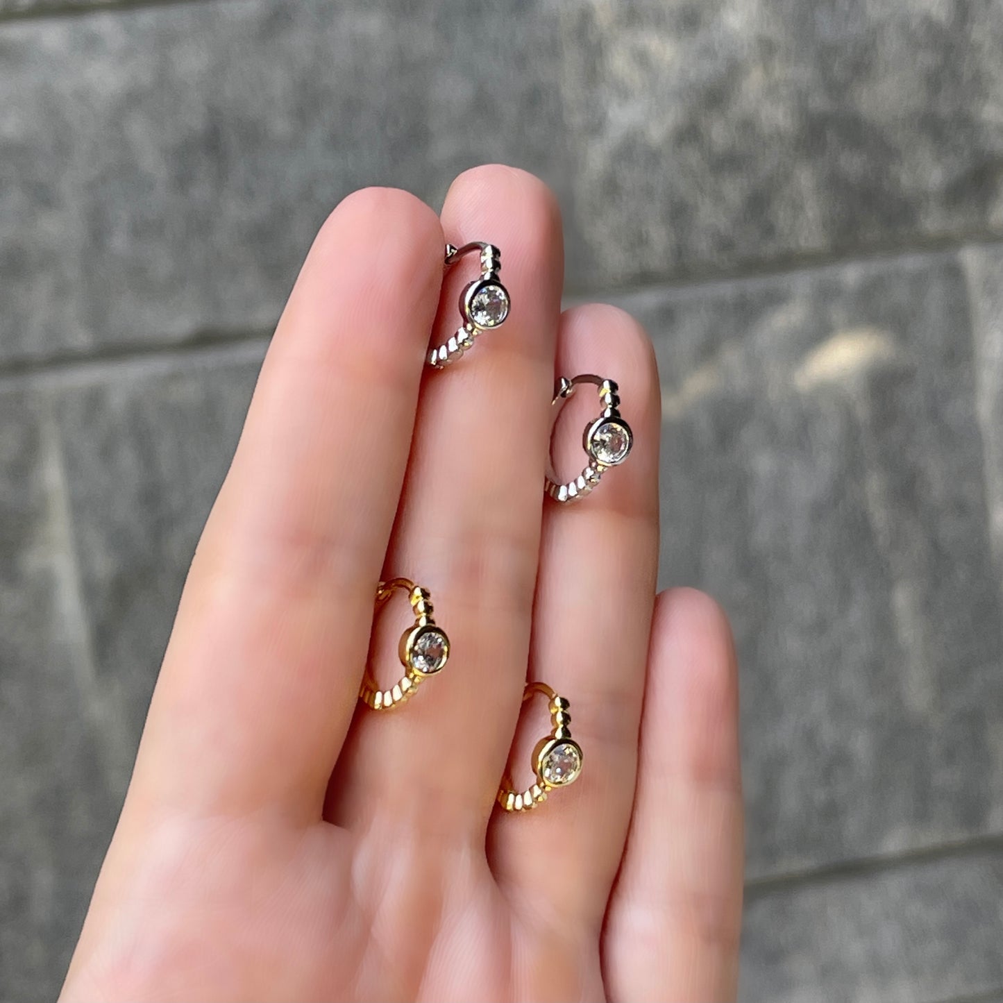 Arracadas de PLATA de bolitas con ZIRCONIA