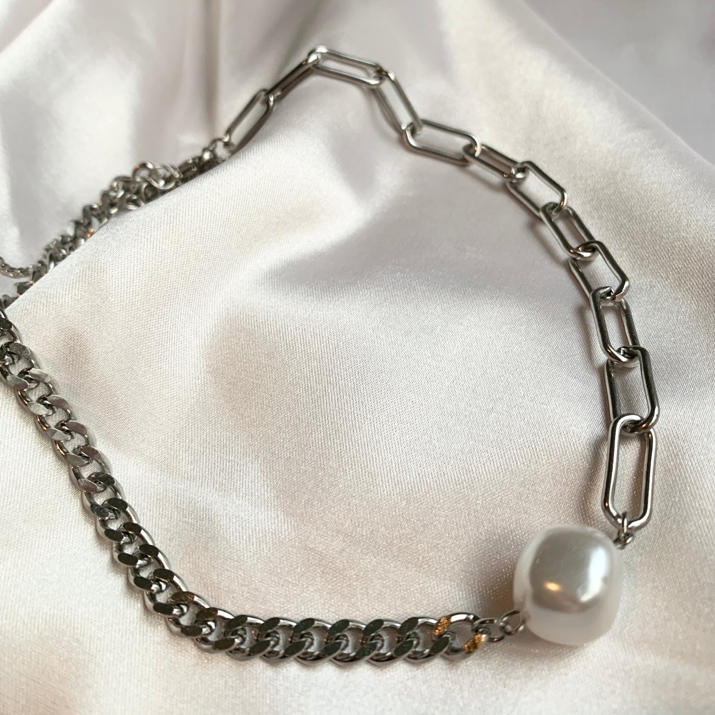 Choker de ACERO INOXIDABLE con PERLA