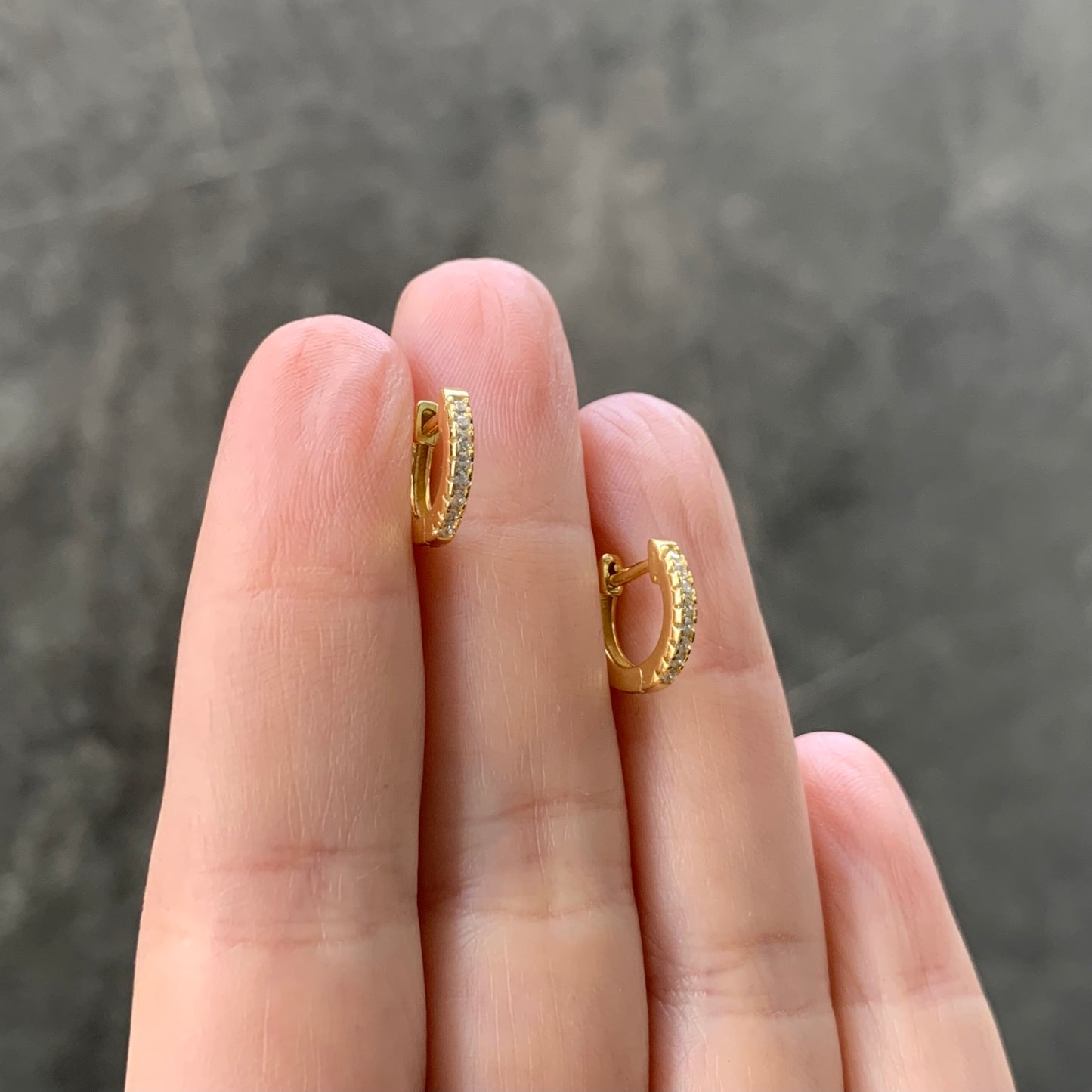 Arracadas MINI de plata con ZIRCONIAS