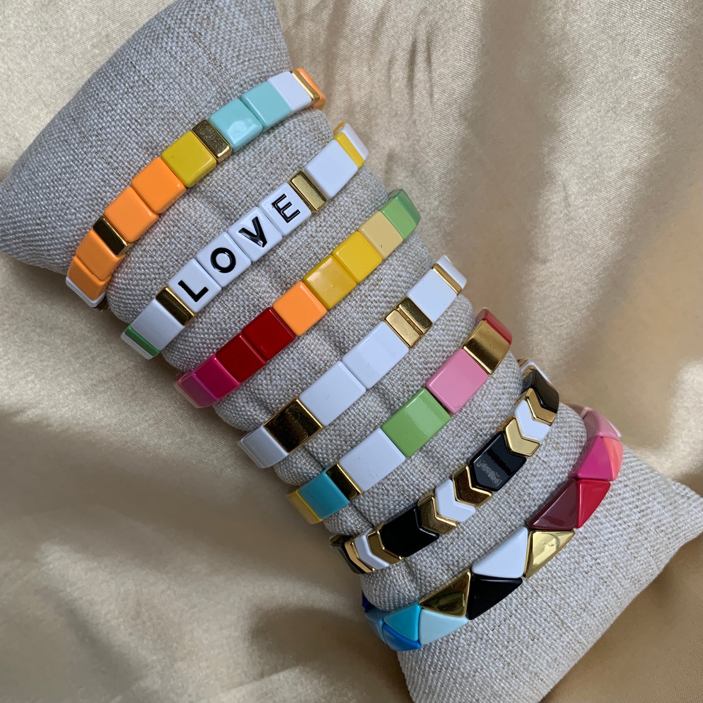 Pulseras ELASTICAS de Diferentes Estilos