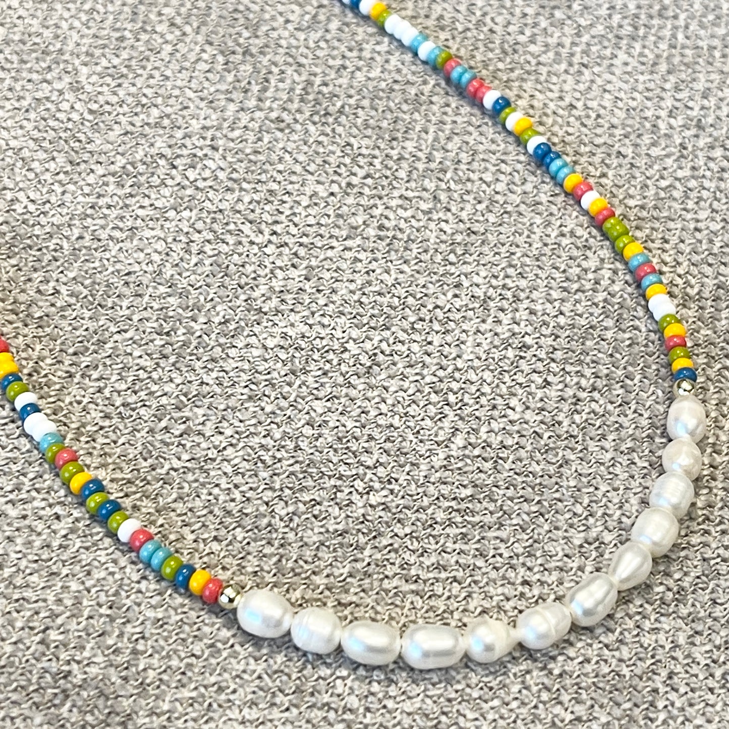Collar de colores con PIEDRAS NATURALES