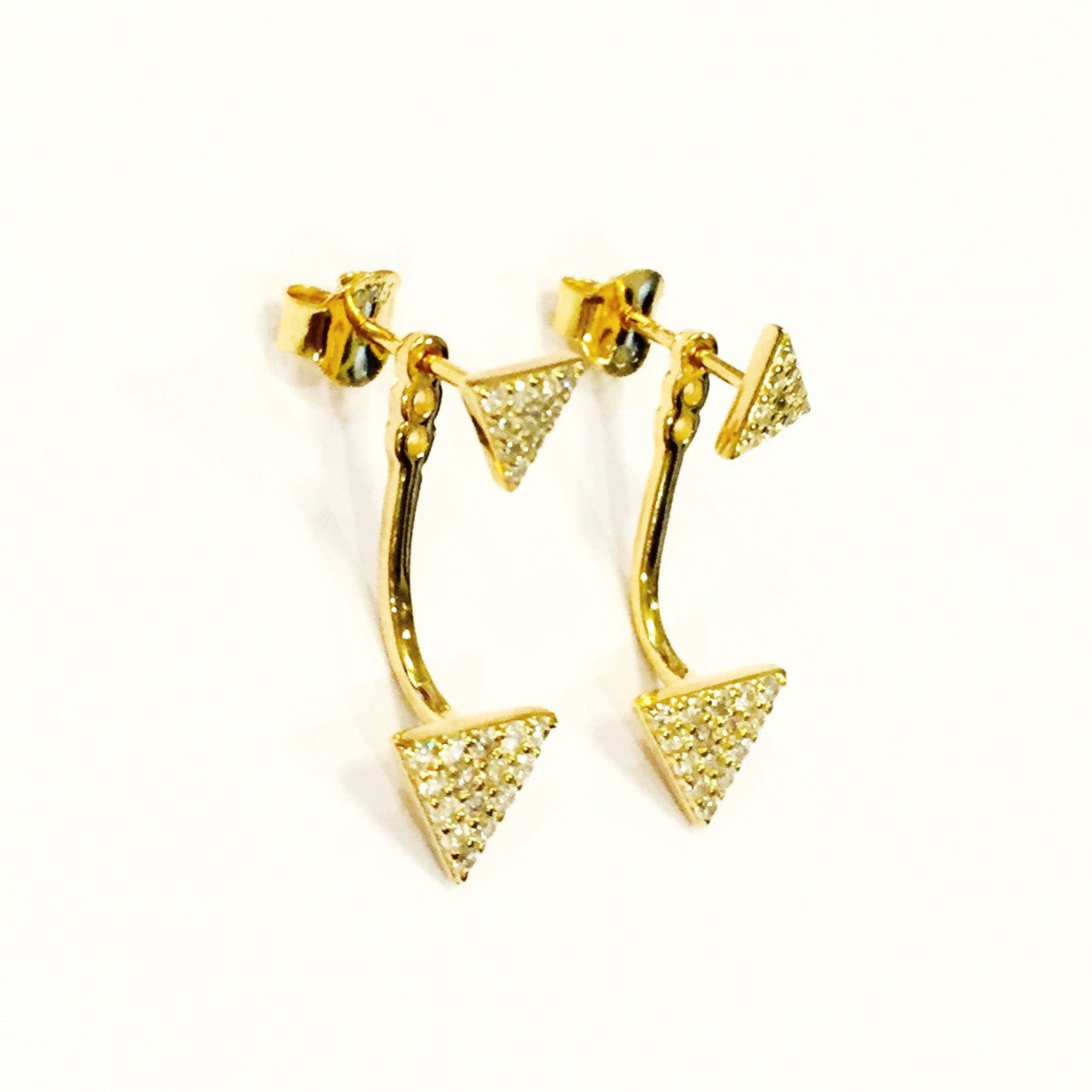 Arete doble con cristales de triangulo