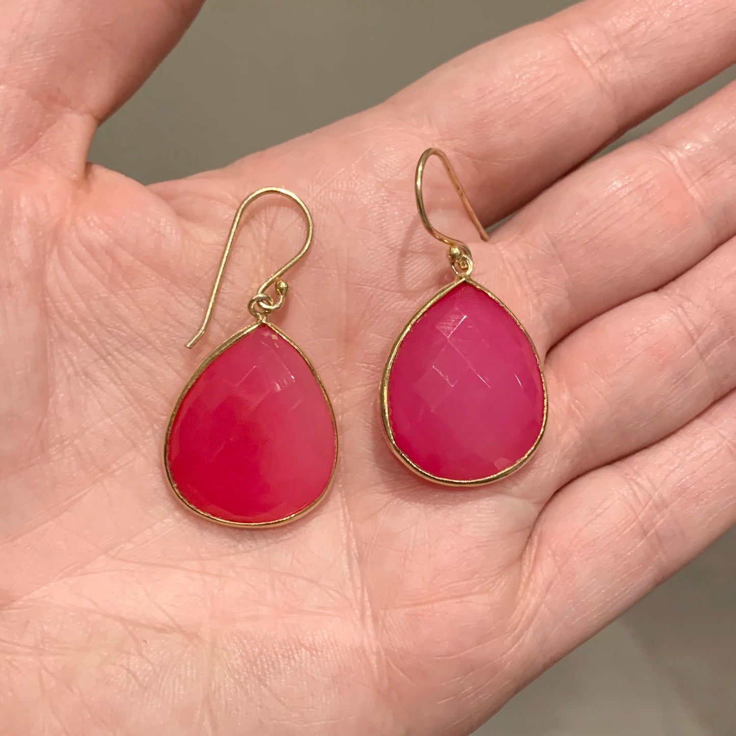 Arete de PLATA de Piedra NATURAL de GOTA