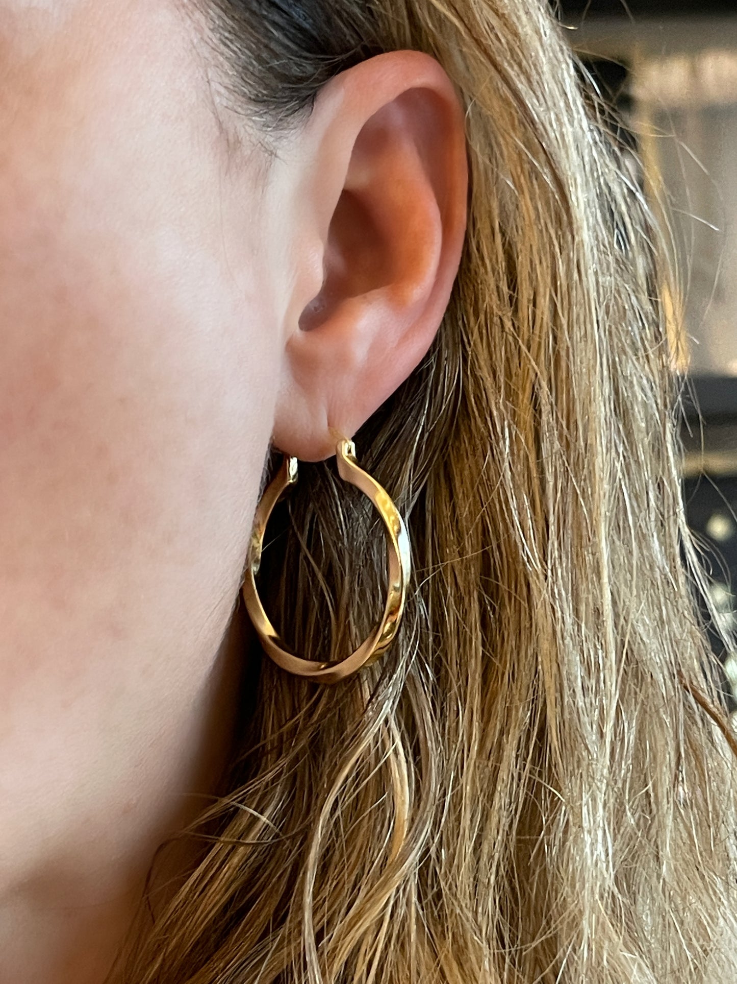 Arracadas de CIRCULO TORCIDO de PLATA .925