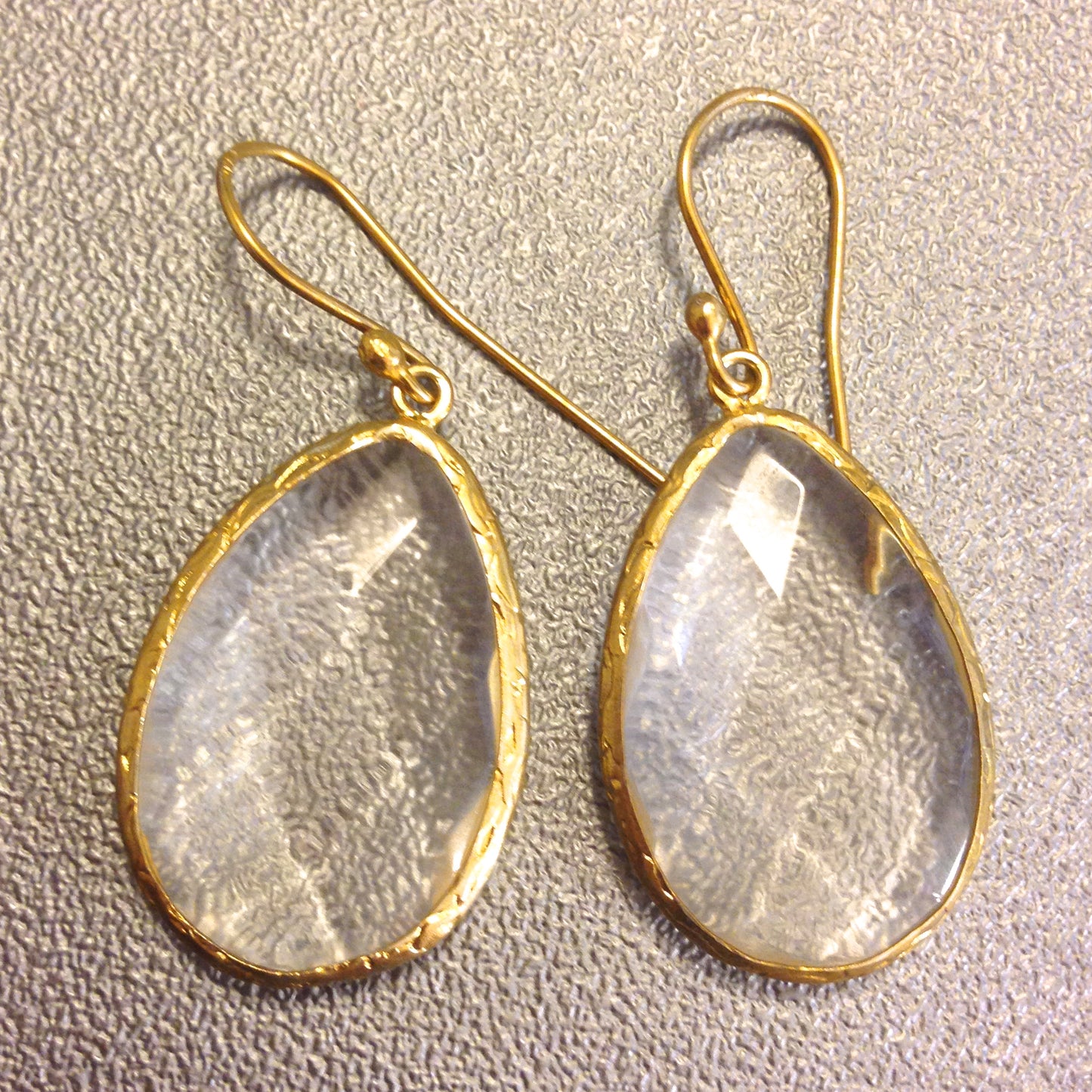 Arete de PLATA de Piedra NATURAL de GOTA GRANDE