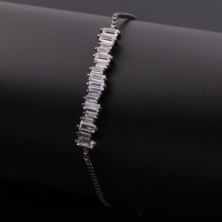 Pulsera Ajustable de BARRITAS de zirconias en NEGRO
