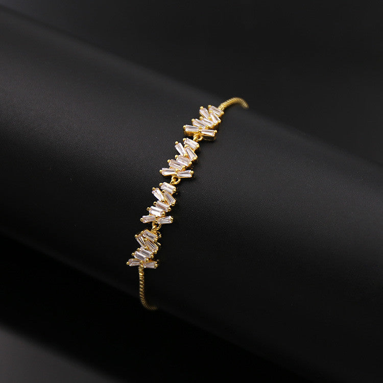 Pulsera Ajustable de RECTANGULOS CHUECOS de zirconias