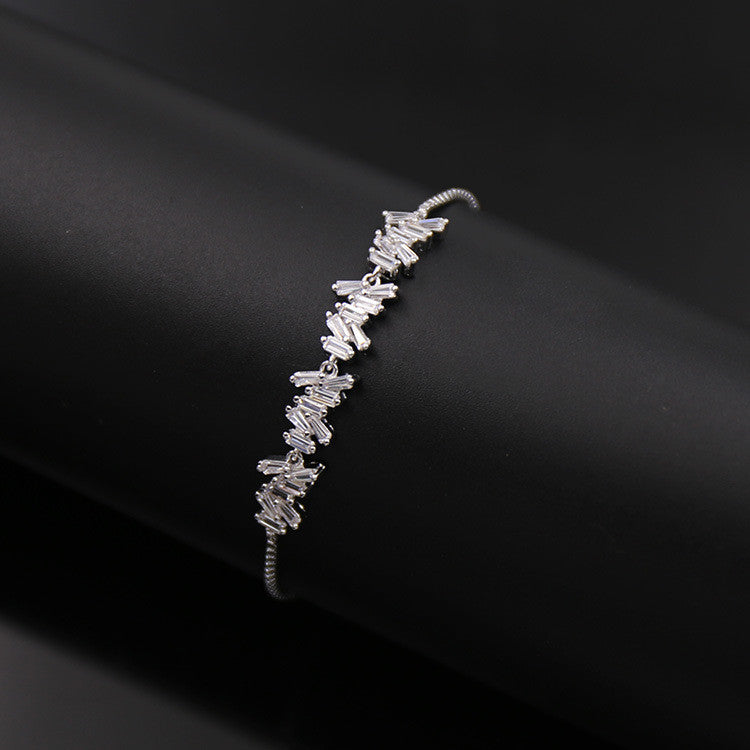 Pulsera Ajustable de RECTANGULOS CHUECOS de zirconias