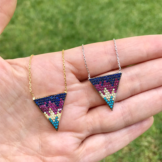 Cadenita de plata .925 de TRIANGULO con PIEDRITAS NATURALES