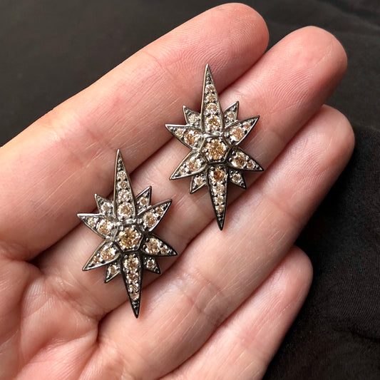 Arete de PLATA de ESTRELLA ALARGADA (H.Stern)