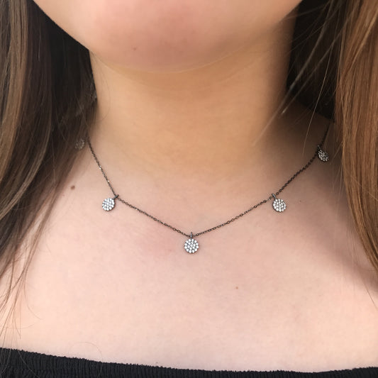 Cadenita CHOKER de plata con CIRCULITOS con ZIRCONIAS colgantes