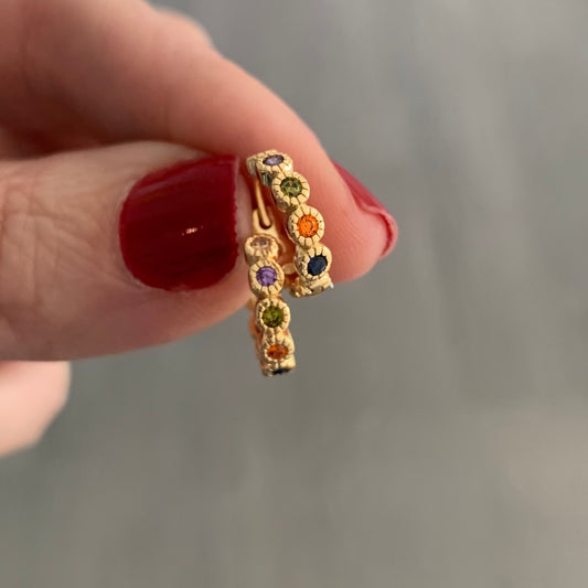 Arracada con ZIRCONIAS REDONDAS de colores