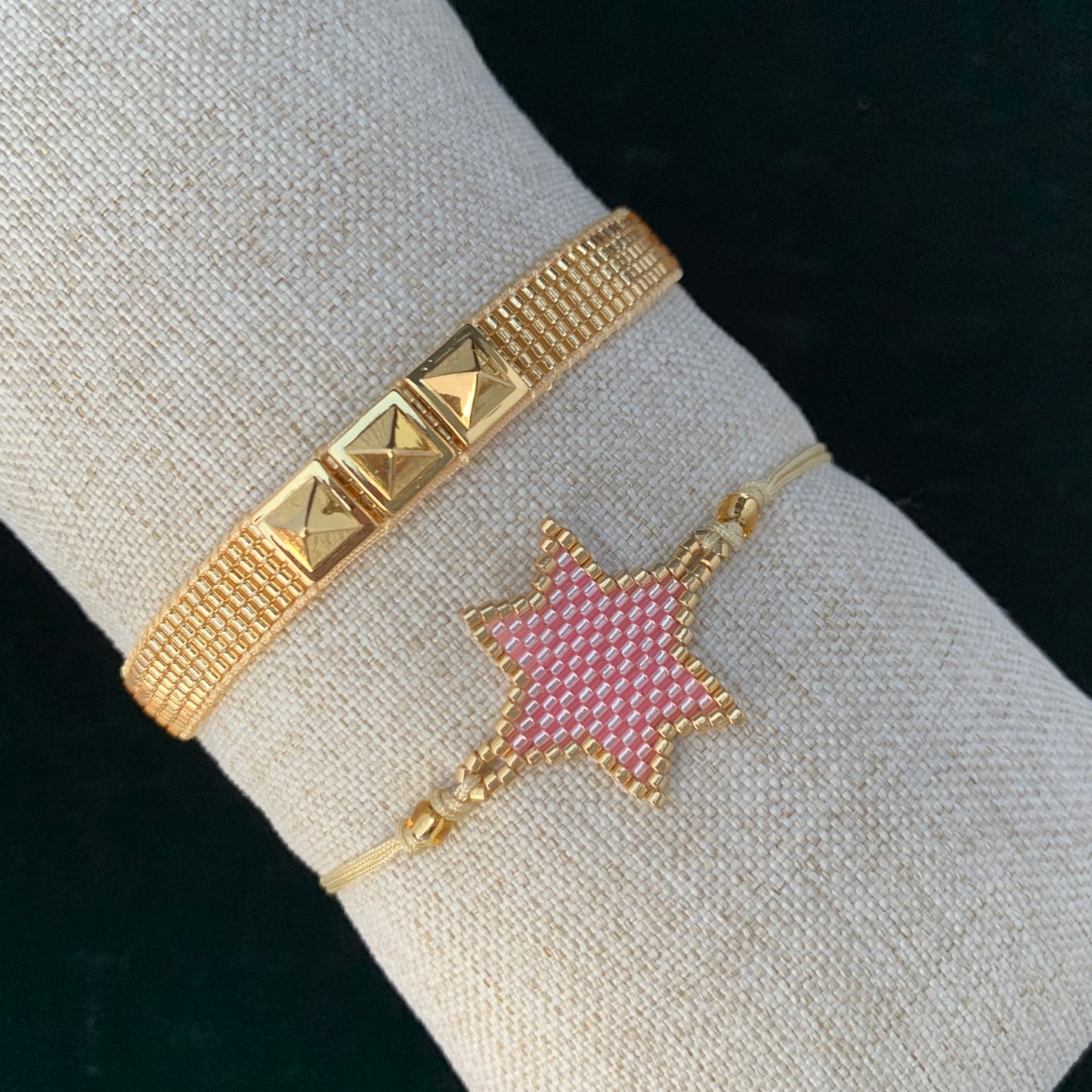 Pulseras Ajustables de Diferentes Estilos