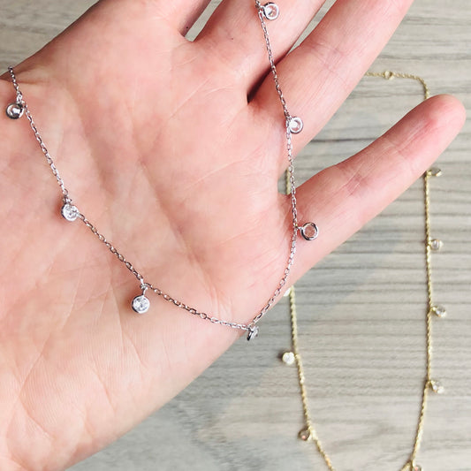 Cadenita CHOKER de plata con ZIRCONIAS COLGANTES