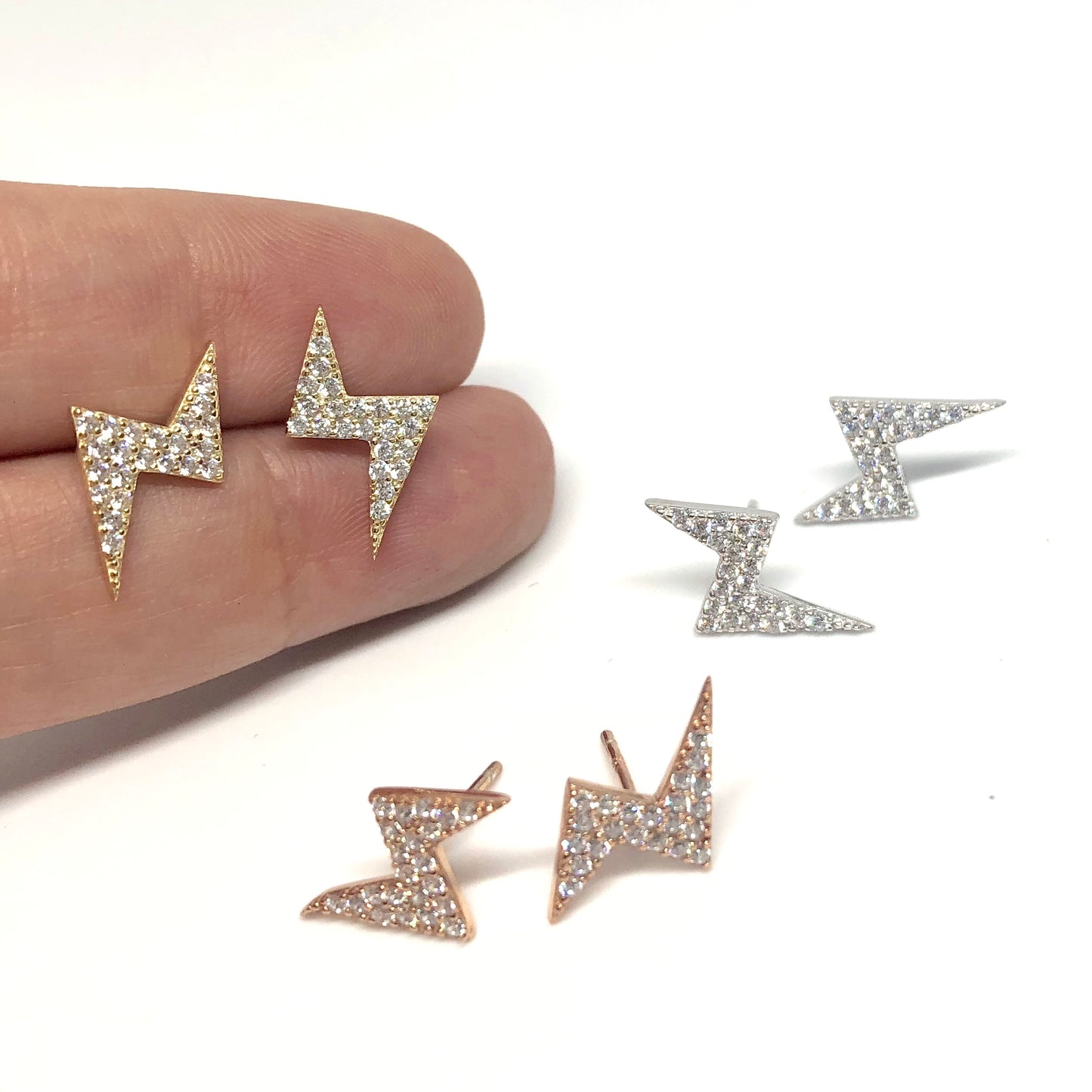 Arete de plata .925 de RAYO con ZIRCONIAS
