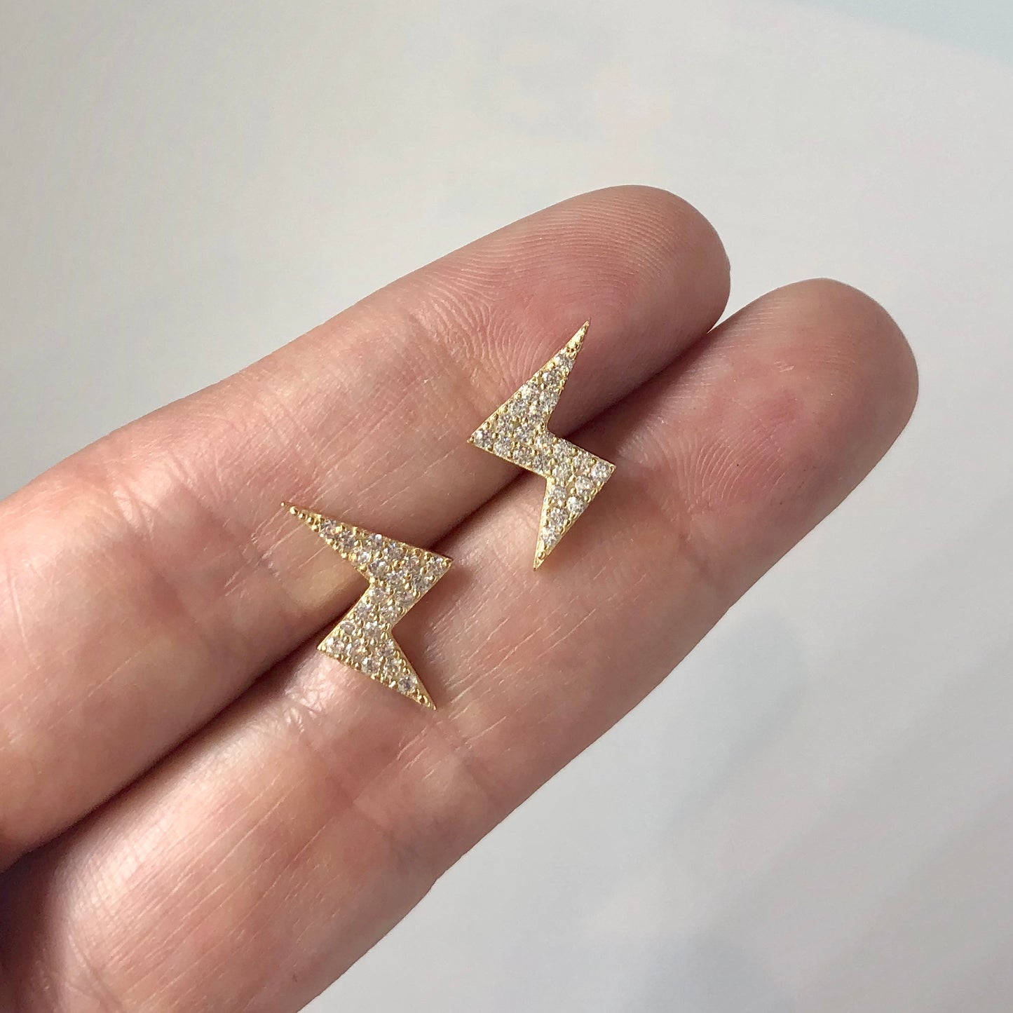 Arete de plata .925 de RAYO con ZIRCONIAS
