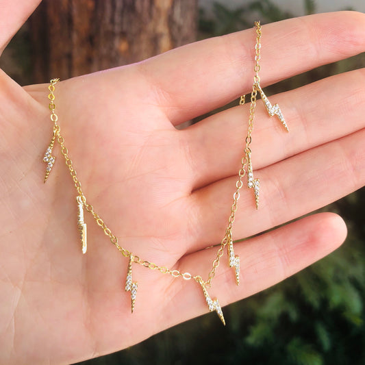 Cadenita CHOKER con baño de oro con RAYOS con ZIRCONIAS